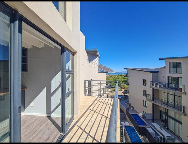 2 BEDROOM APARTMENT FOR SALE IN HOUT BAY CENTRAL